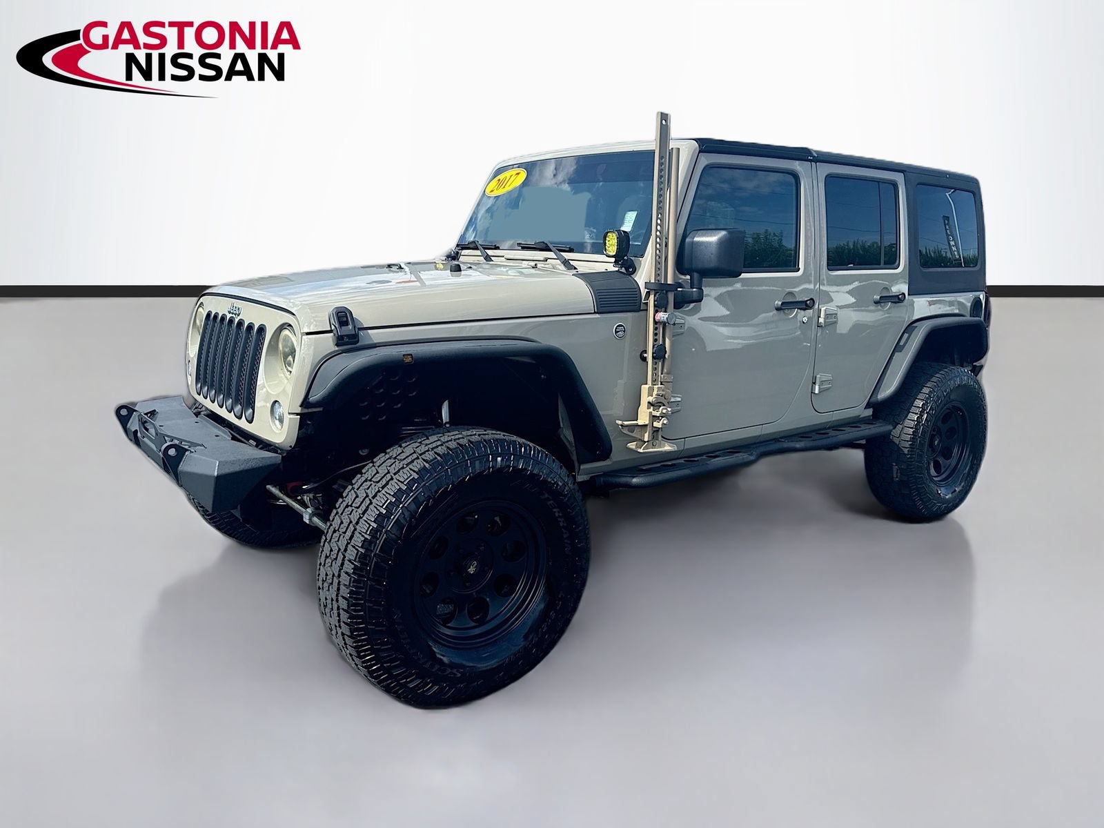 Used 2017 Jeep Wrangler Unlimited Sport w/ Connectivity Group AWD/4WD image 3