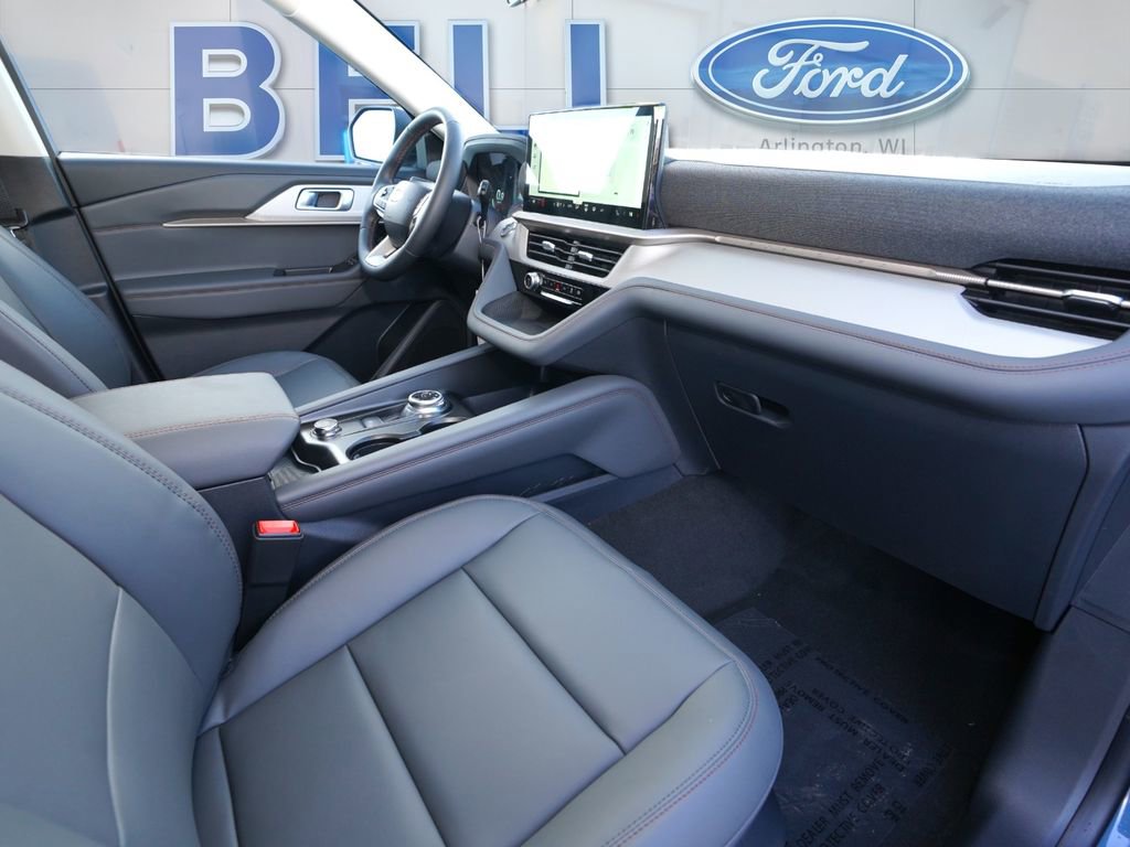 New 2026 Ford Explorer Active w/ Active Comfort Package image 17