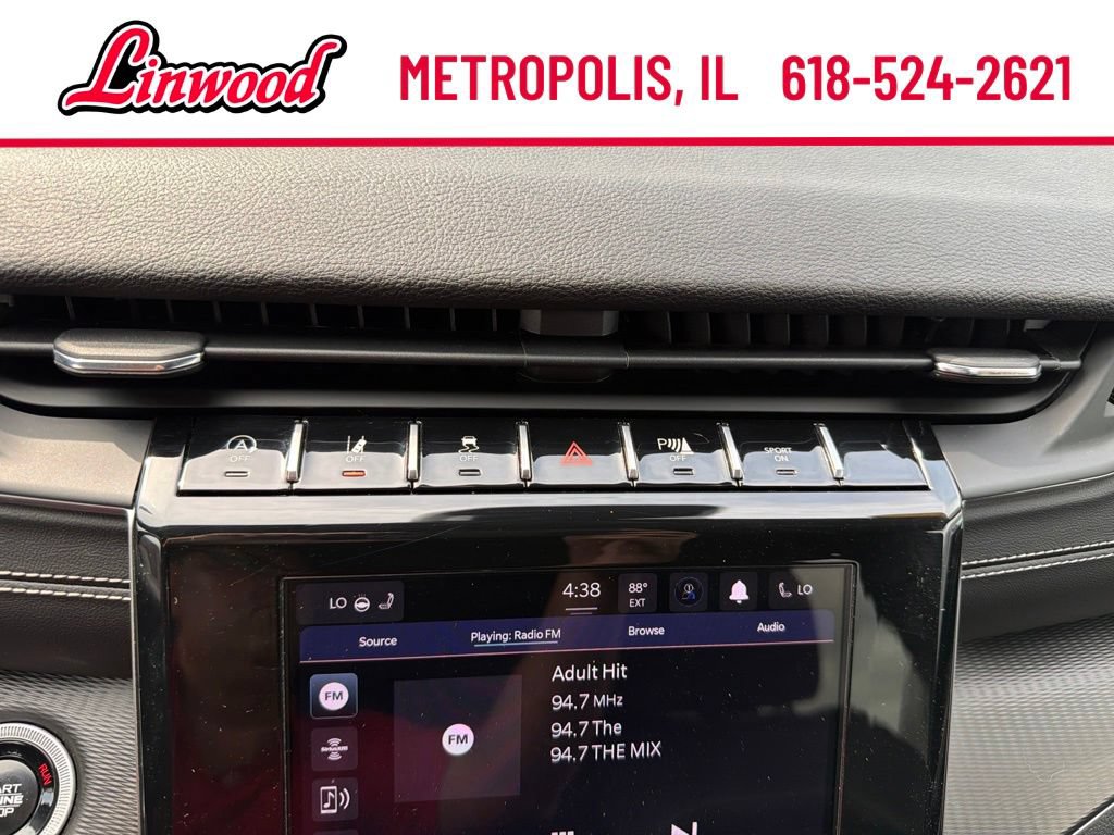 Used 2024 Jeep Grand Cherokee L Laredo AWD/4WD image 28