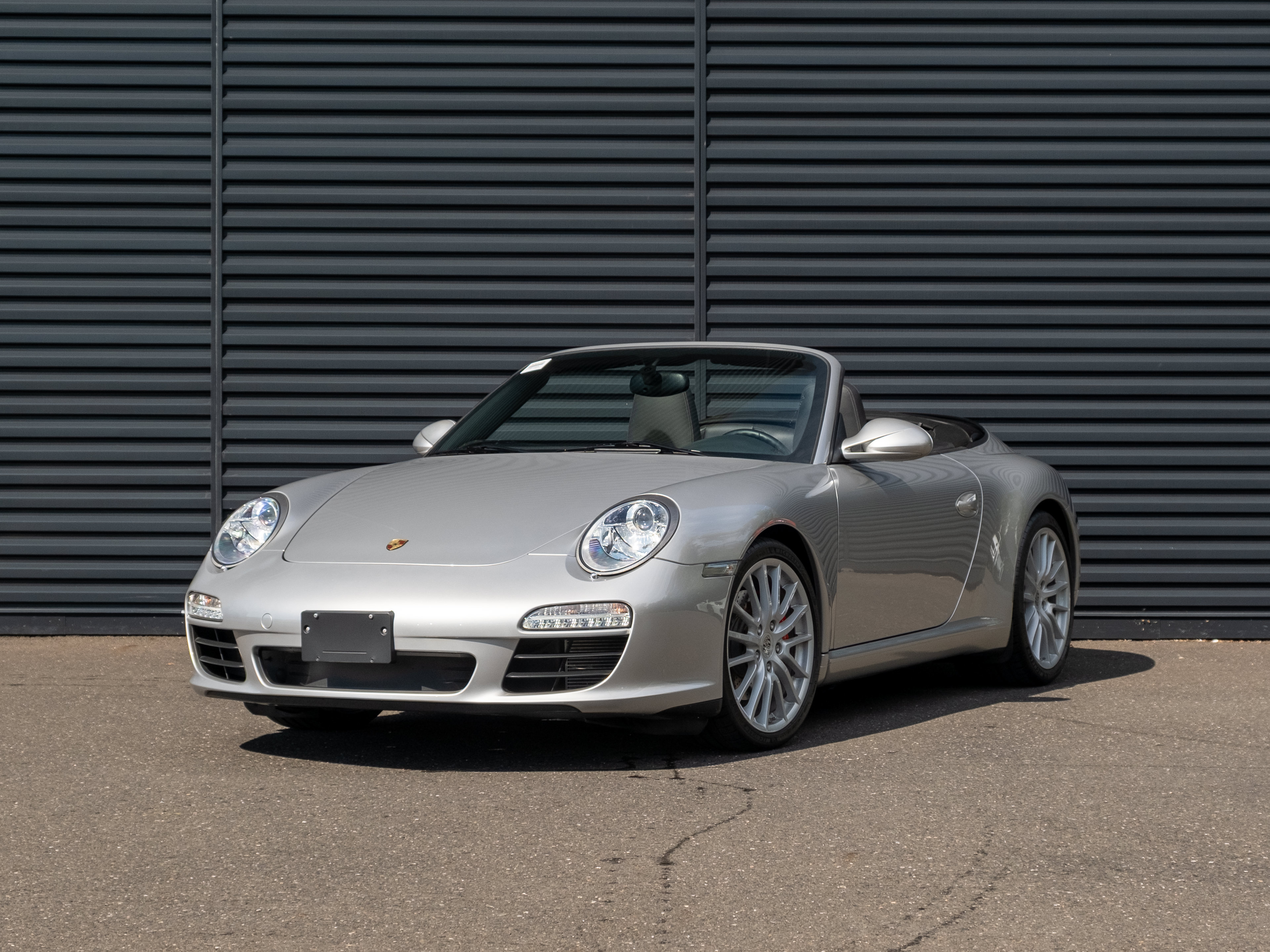 Used 2009 Porsche 911 Carrera S RWD image 1