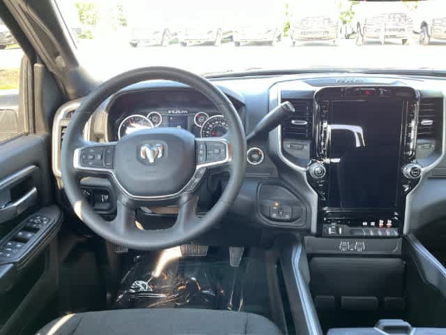 Used 2025 RAM 2500 Big Horn AWD/4WD image 13