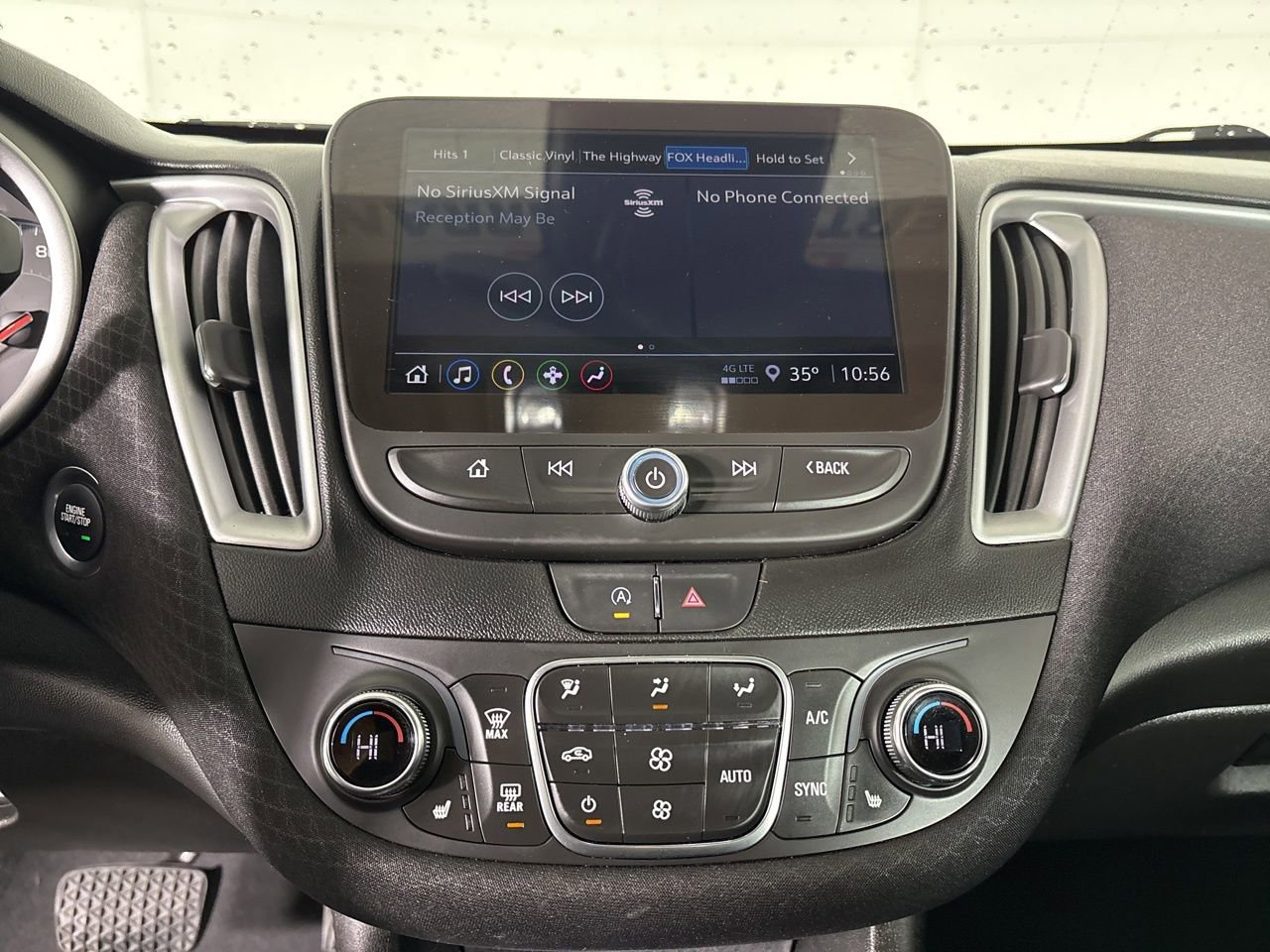 Used 2024 Chevrolet Malibu LT image 16