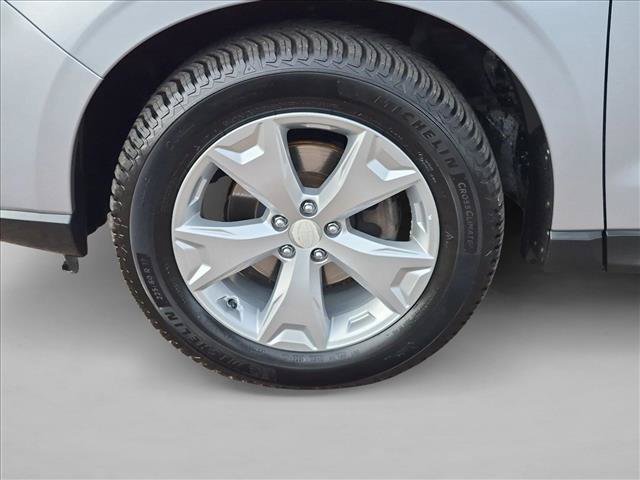 Used 2014 Subaru Forester 2.5i Premium w/ All-Weather Package AWD/4WD image 14