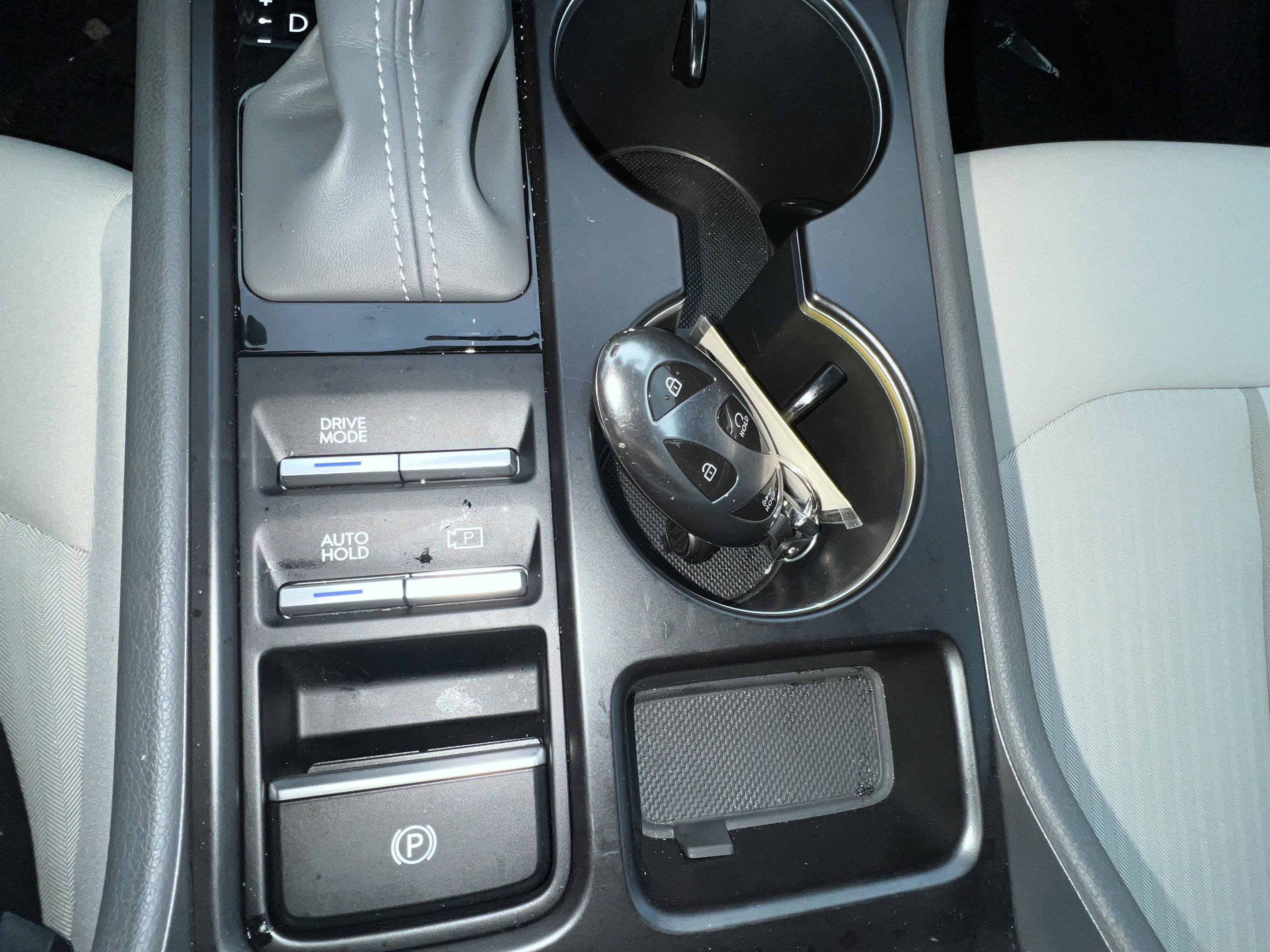 Certified 2025 Hyundai Sonata SE image 18