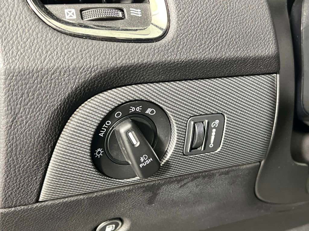 Used 2020 Dodge Durango R/T w/ Blacktop Package image 20