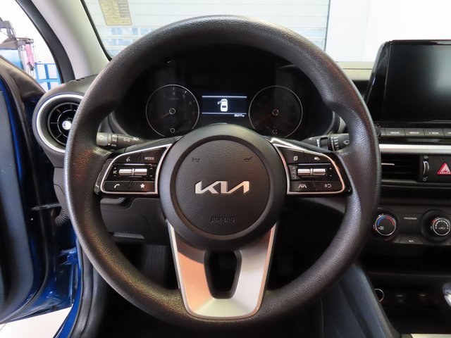 Used 2024 Kia Forte LXS image 8