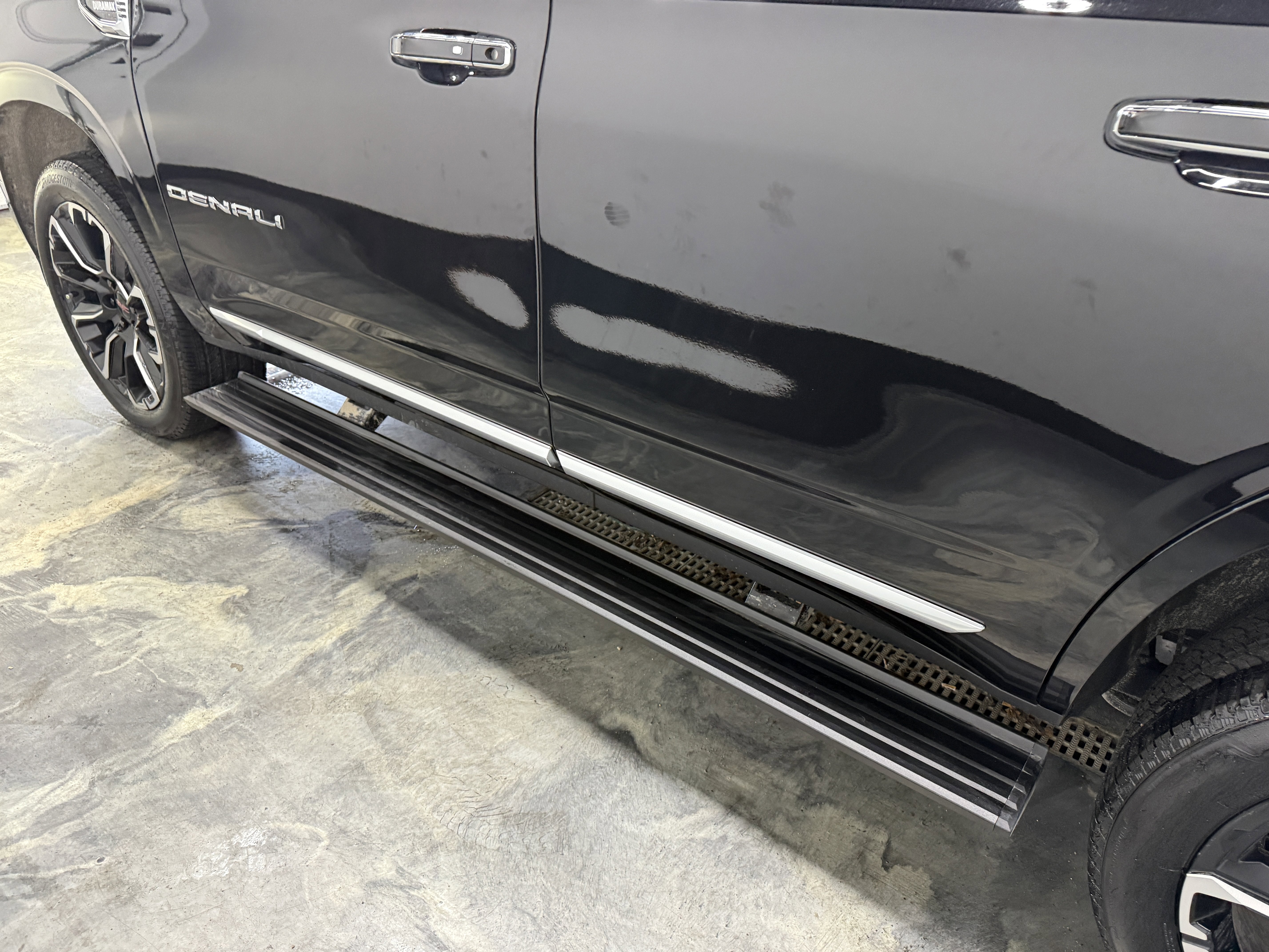 Used 2026 GMC Yukon Denali w/ Denali Reserve Package image 37