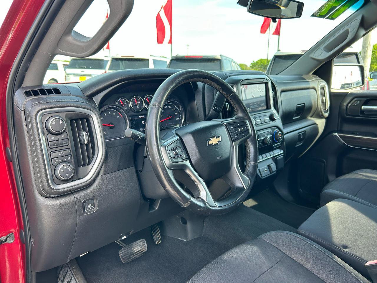 Used 2019 Chevrolet Silverado 1500 LT w/ All-Star Edition AWD/4WD image 6