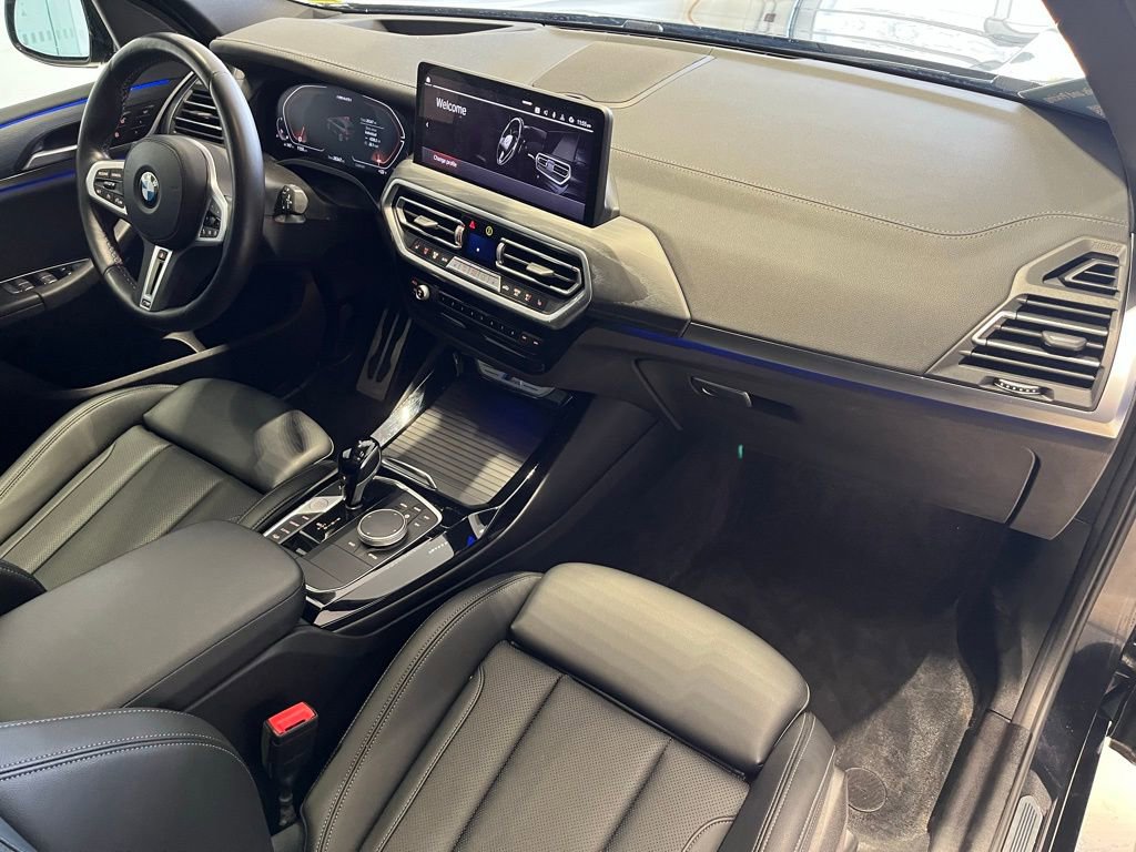 Used 2024 BMW X3 M40i w/ Premium Package image 32