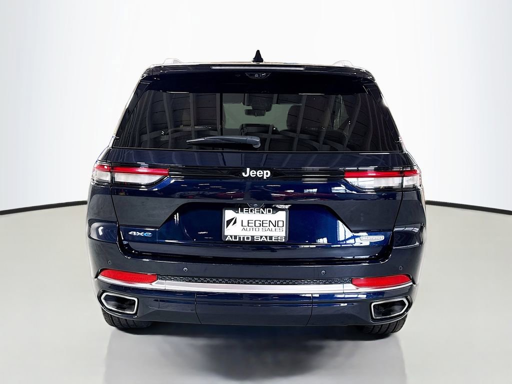 Used 2023 Jeep Grand Cherokee Summit AWD/4WD image 8