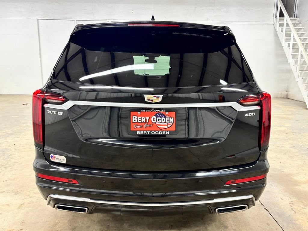 Used 2022 Cadillac XT6 Premium Luxury FWD image 6