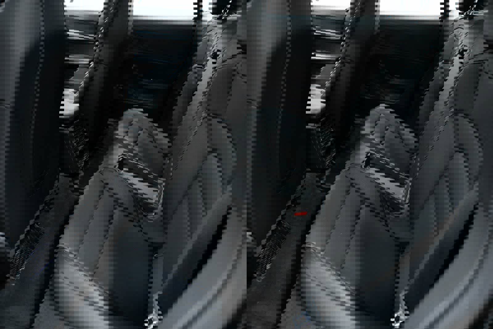 Certified 2022 Porsche Taycan 4S image 28