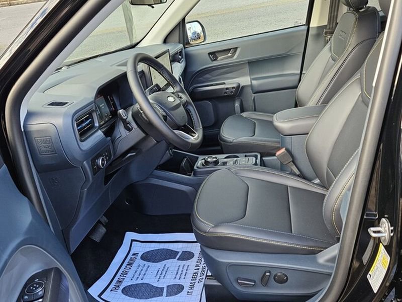 New 2026 Ford Maverick Lobo image 5