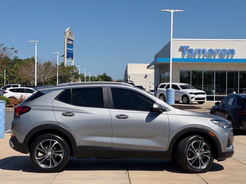 Used 2023 Buick Encore GX Select FWD image 4