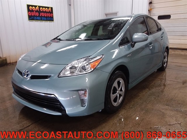 Used 2014 Toyota Prius Two FWD image 4