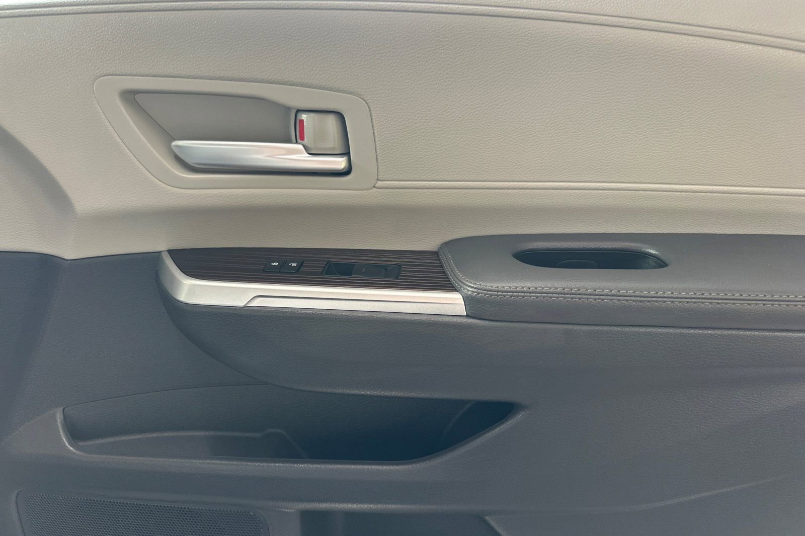 Certified 2022 Toyota Sienna XLE FWD image 20