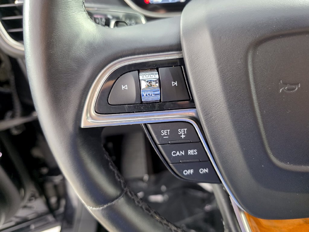 Used 2019 Lincoln Nautilus Reserve AWD/4WD image 19