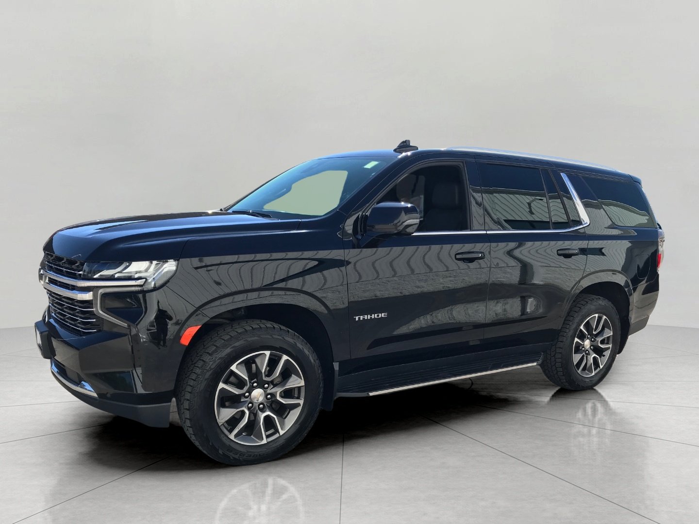 Used 2021 Chevrolet Tahoe LT w/ LT Signature Package AWD/4WD image 11