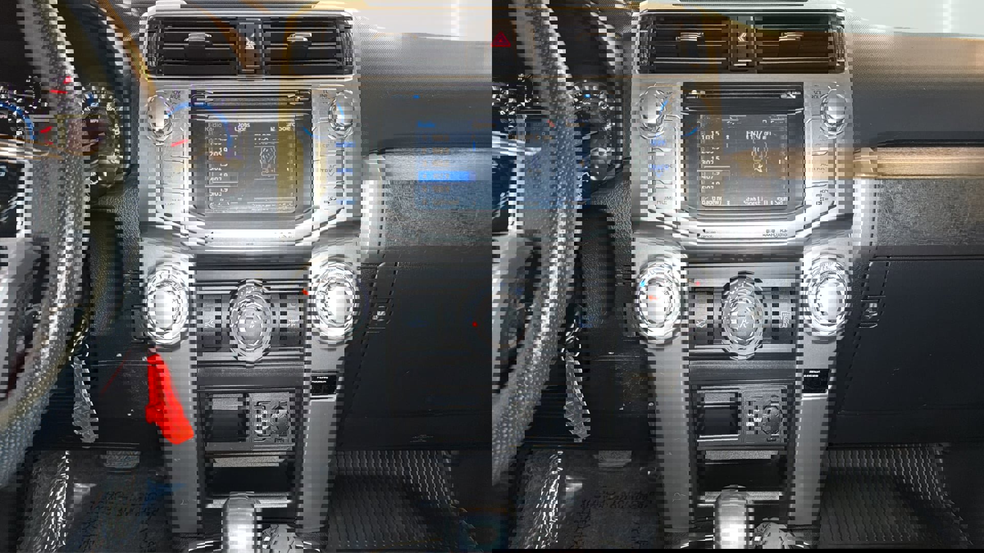 Used 2017 Toyota 4Runner SR5 Premium image 15