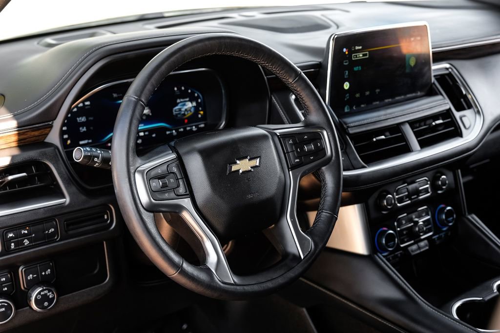 Used 2022 Chevrolet Suburban Premier image 12