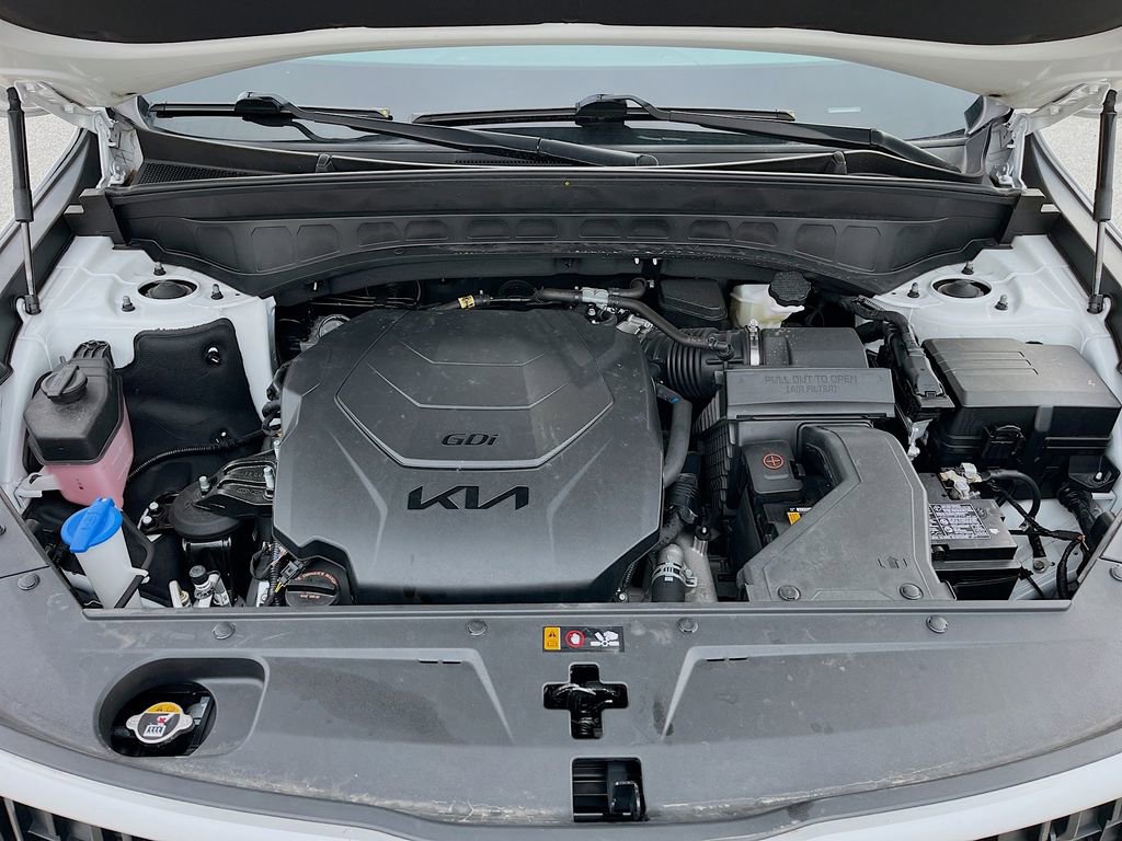 Used 2023 Kia Telluride EX w/ EX Captain's Chair Package image 33