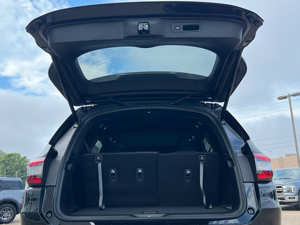 New 2025 Honda Pilot TrailSport image 11