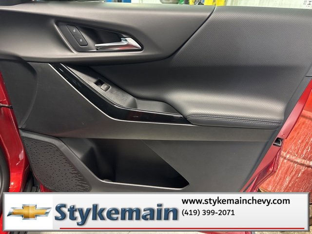 New 2026 Chevrolet Equinox LT w/ Convenience Package II image 24