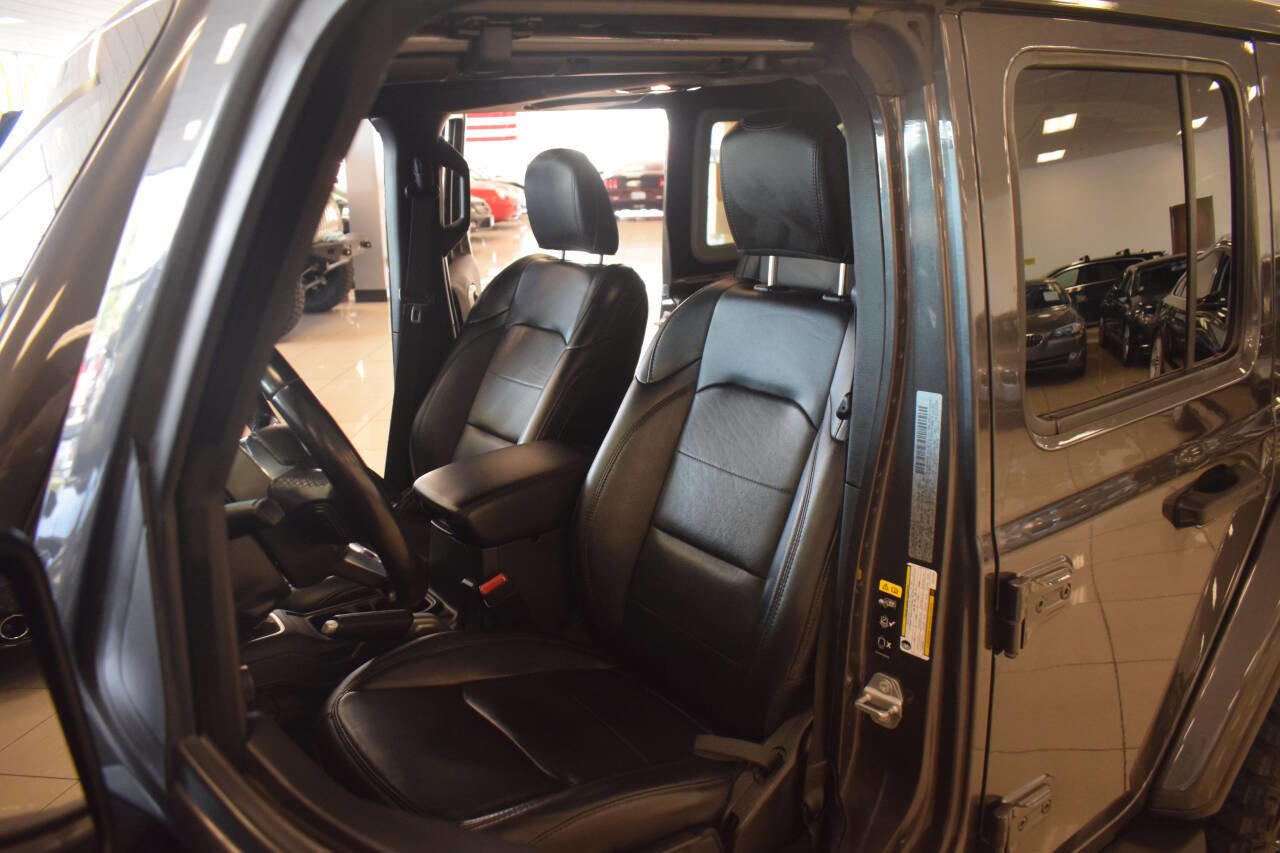 Used 2020 Jeep Wrangler Unlimited Sahara image 63