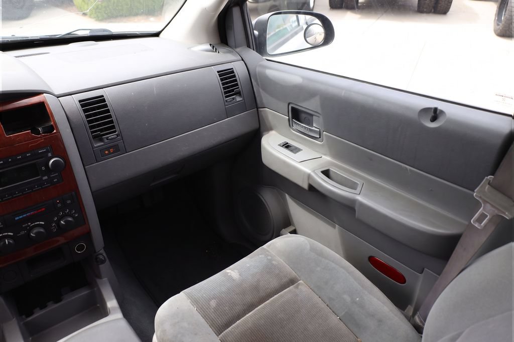 Used 2005 Dodge Durango SLT w/ Skid Plate Group AWD/4WD image 20