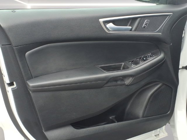 Used 2023 Ford Edge SEL AWD/4WD image 15