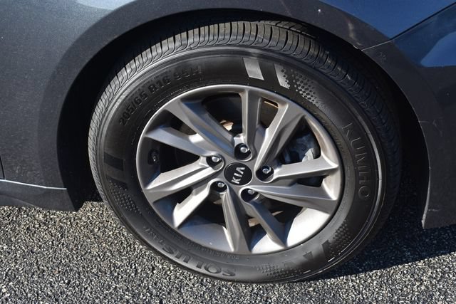Used 2020 Kia Optima LX FWD image 11