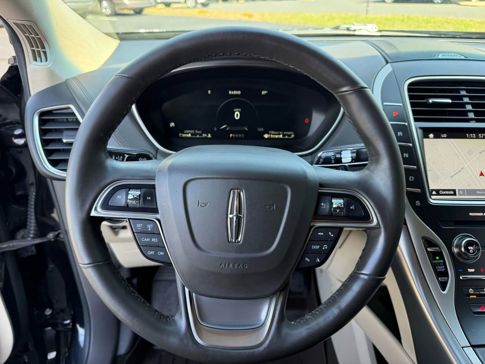 Used 2019 Lincoln Nautilus Select image 19