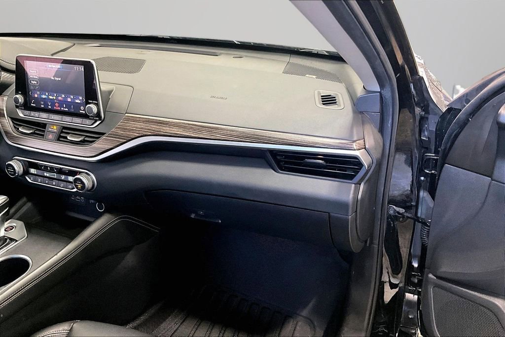 Used 2019 Nissan Altima 2.5 Platinum AWD/4WD image 26
