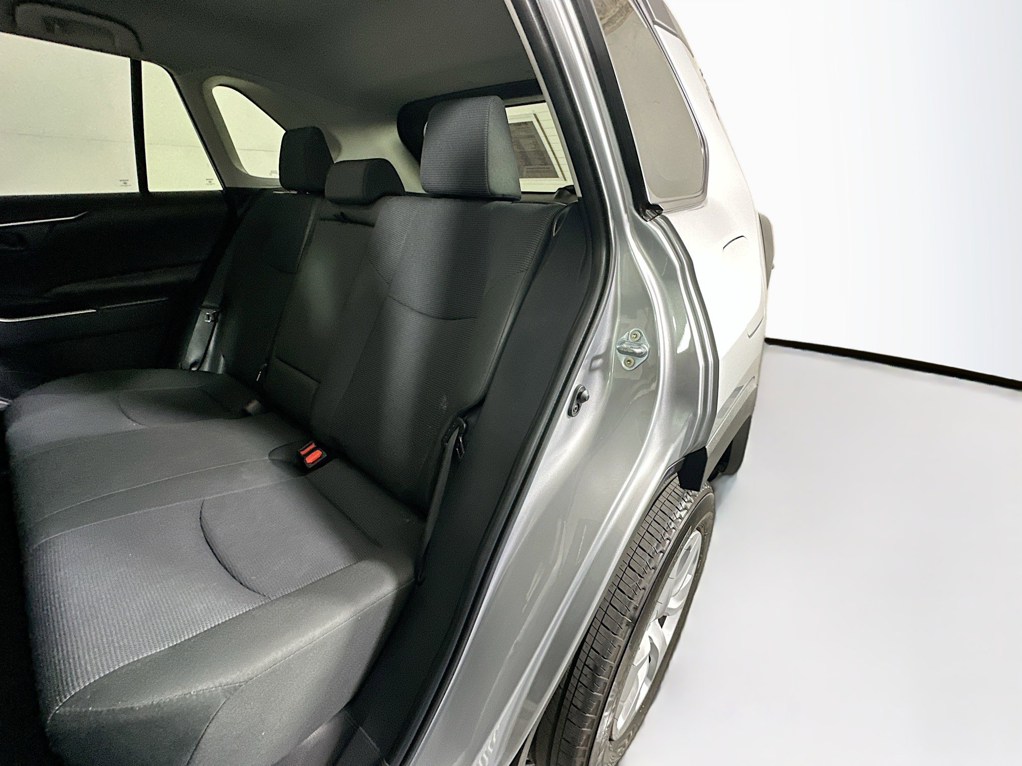 Used 2024 Toyota RAV4 LE image 25