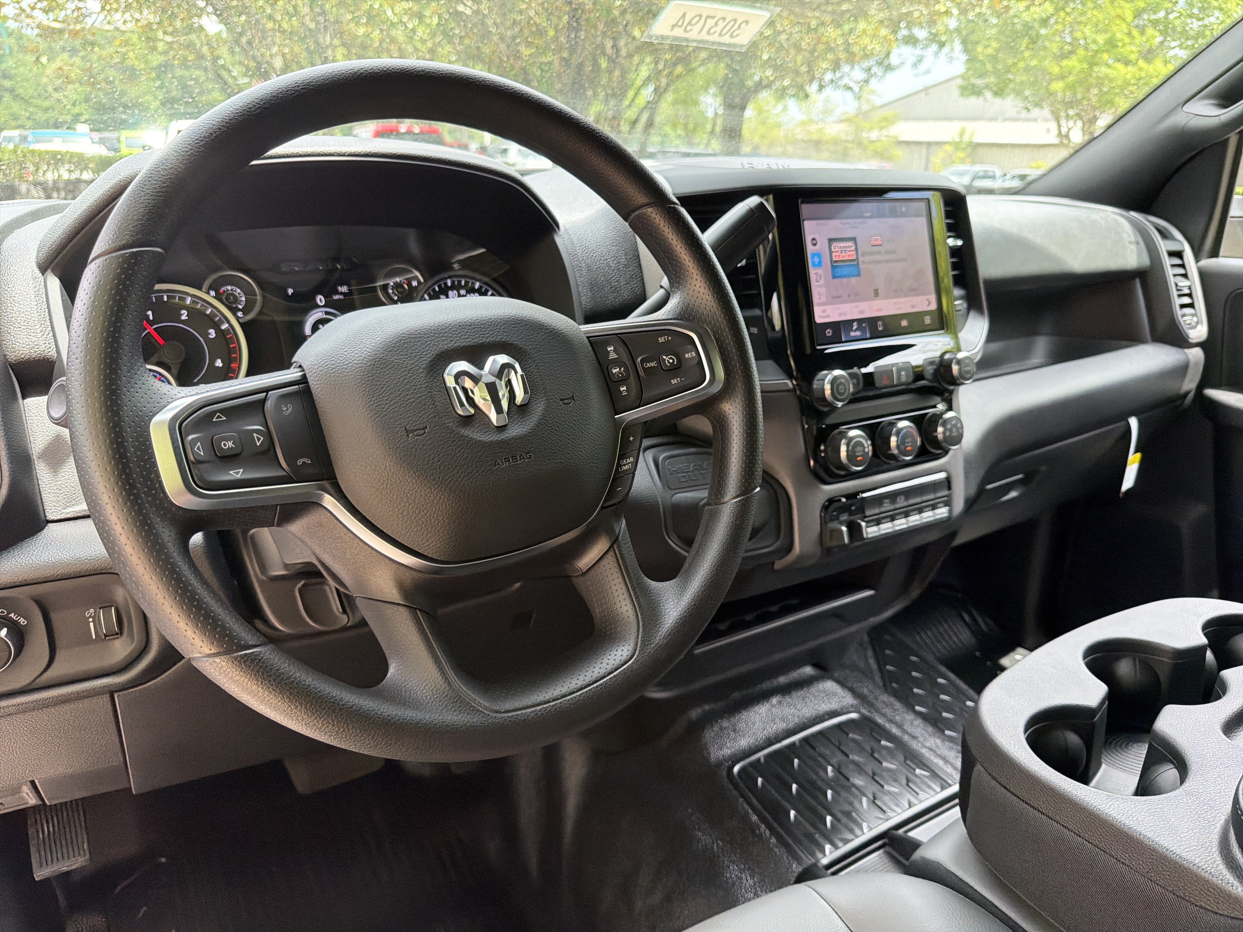 New 2026 RAM 3500 Tradesman AWD/4WD image 21