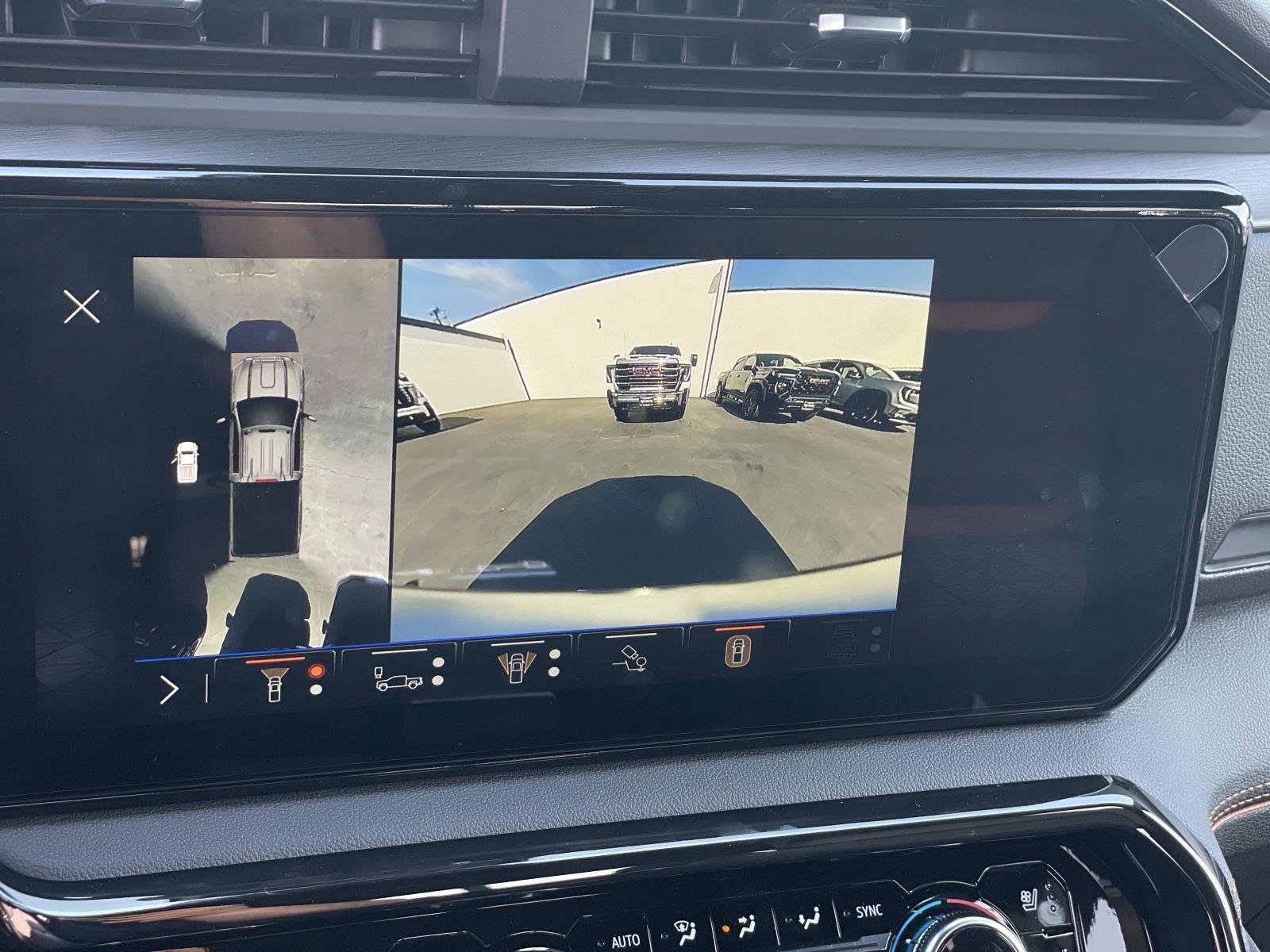 New 2026 GMC Sierra 2500 AT4 w/ AT4 Premium Plus Package AWD/4WD image 15