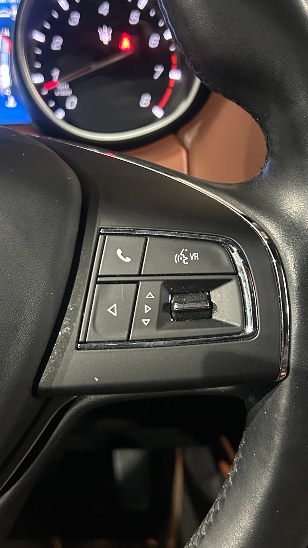 Used 2019 Maserati Levante GranLusso AWD/4WD image 76
