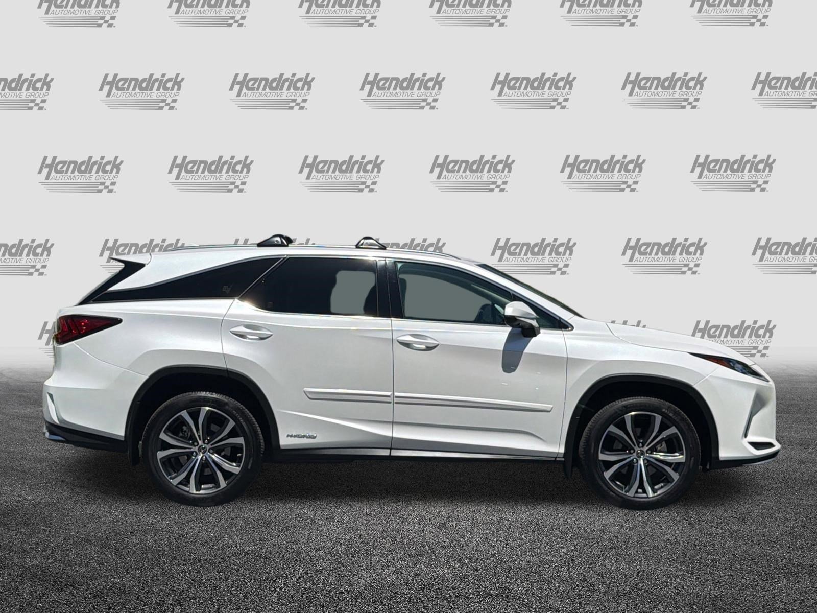 Certified 2022 Lexus RX 450hL AWD w/ Premium Package image 3