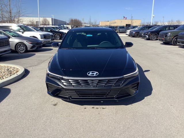 New 2026 Hyundai Elantra Sport FWD image 2