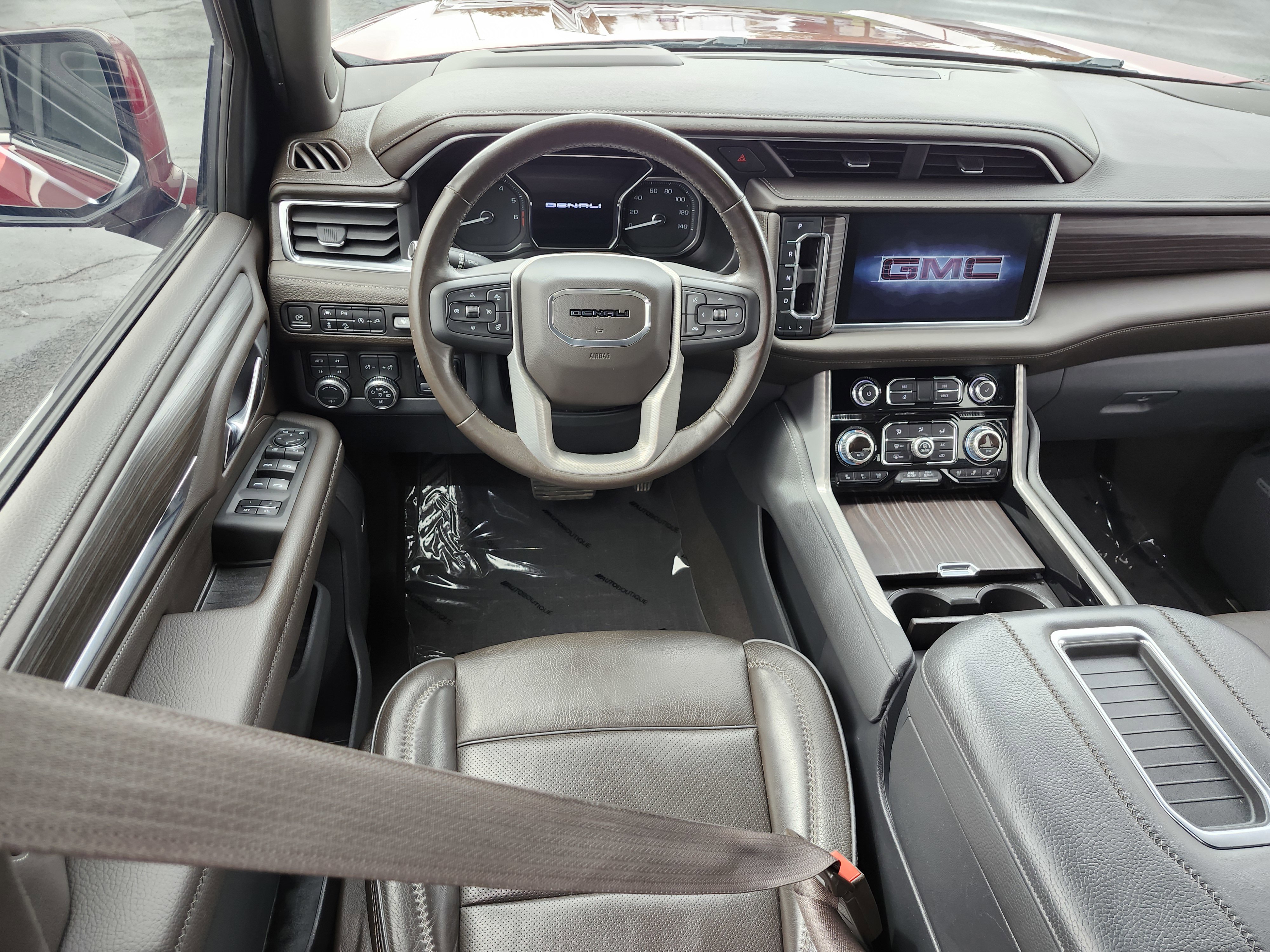 Used 2021 GMC Yukon XL Denali w/ Denali Ultimate Package image 31