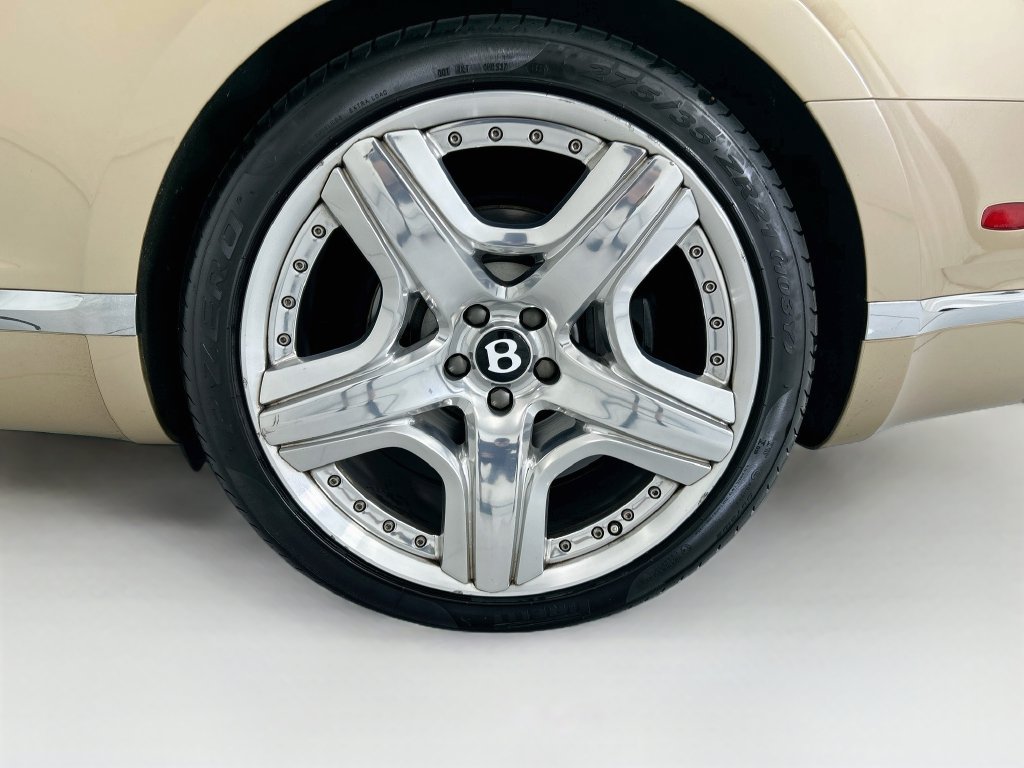 Used 2012 Bentley Continental GT AWD/4WD image 35