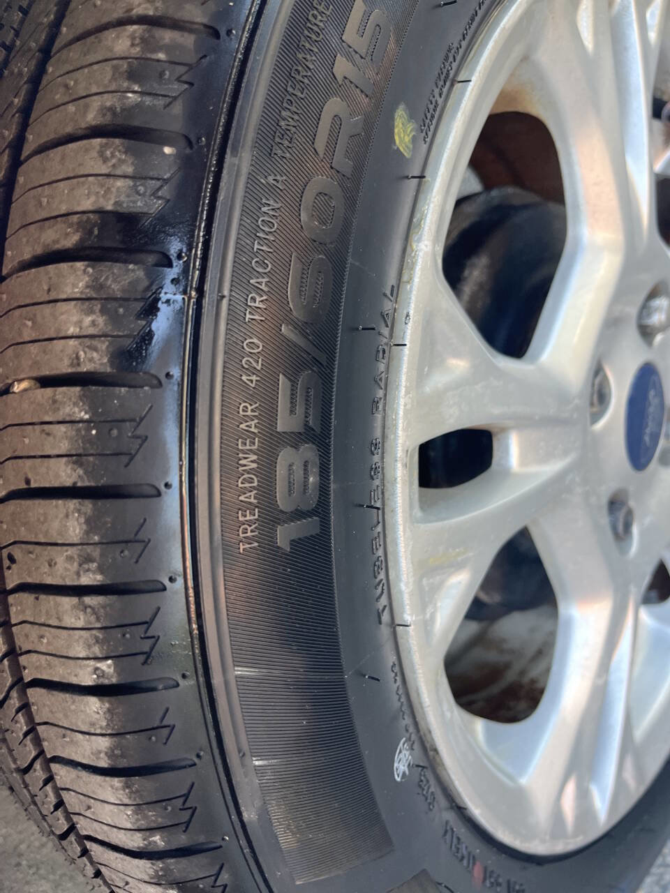 Used 2015 Ford Fiesta SE image 18