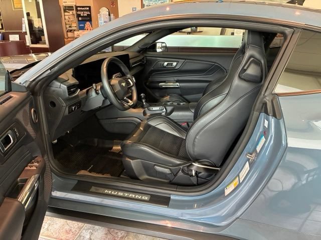 Used 2024 Ford Mustang GT Premium w/ GT Performance Package RWD image 9