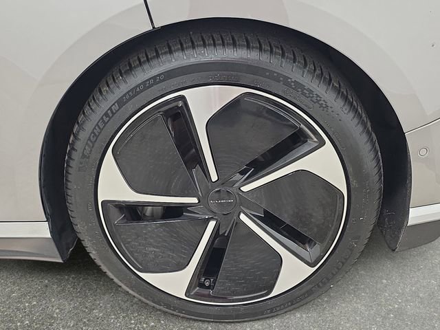 Used 2023 Lucid Air Touring AWD/4WD image 31