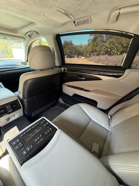 Used 2015 Lexus LS 460 L w/ Ultra Luxury Package AWD/4WD image 14