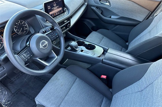 Used 2023 Nissan Rogue SV image 10