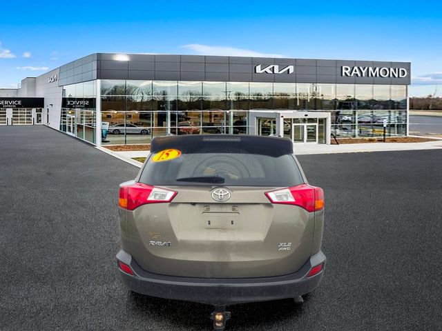 Used 2015 Toyota RAV4 XLE AWD/4WD image 4