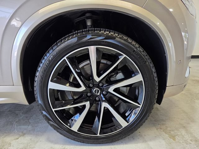 Certified 2023 Volvo XC90 B6 Plus AWD/4WD image 28