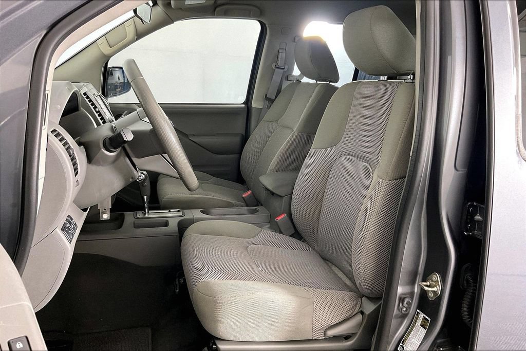 Used 2019 Nissan Frontier SV AWD/4WD image 29