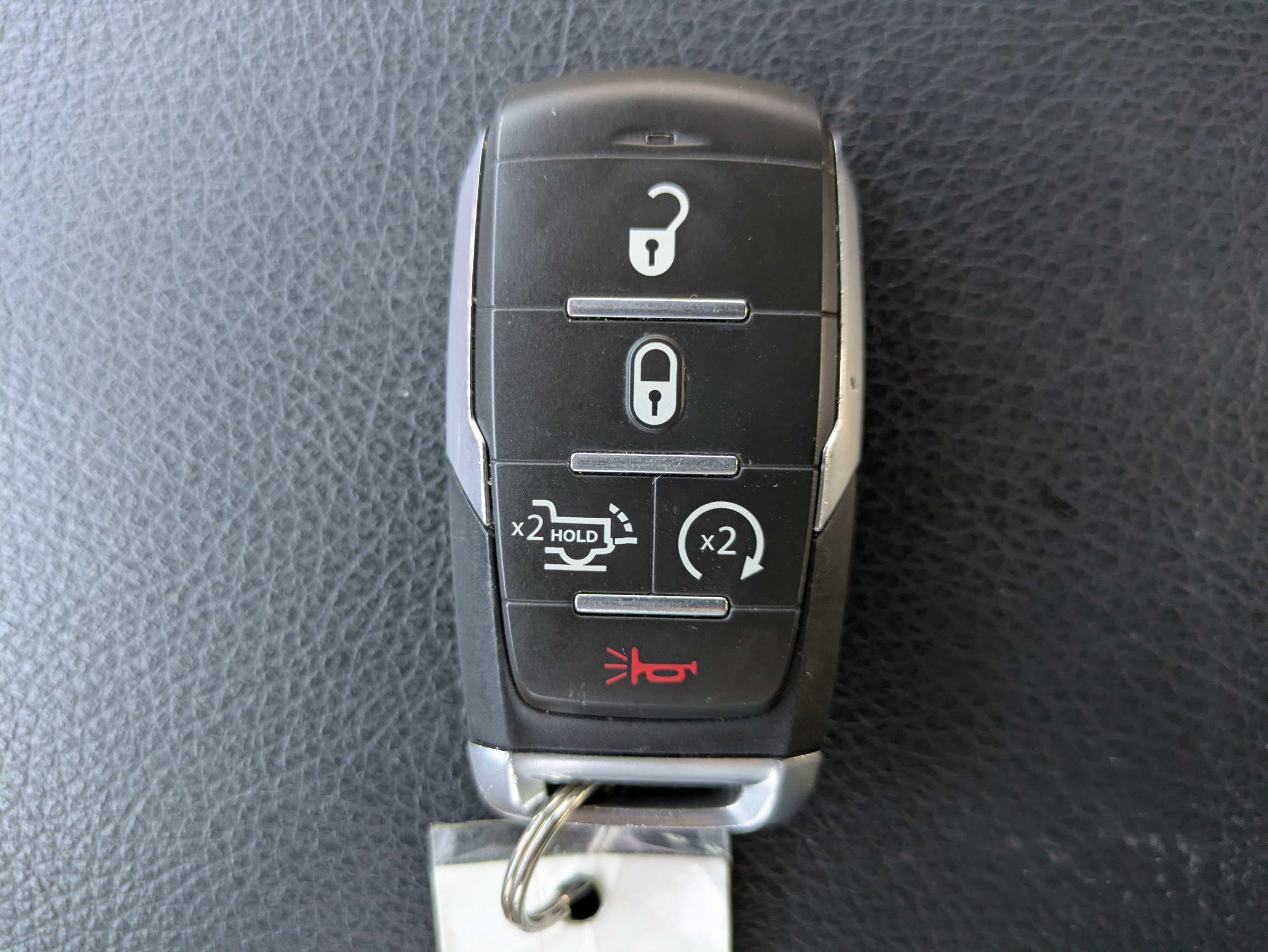 Used 2025 RAM 1500 Big Horn AWD/4WD image 35